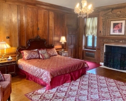 -skylands-castle-wedding-suite